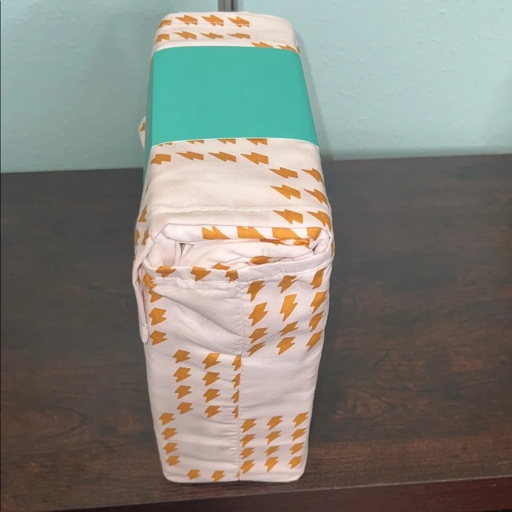 Pillowfort Lightning Bolt Microfiber Sheet Set - White and Orange